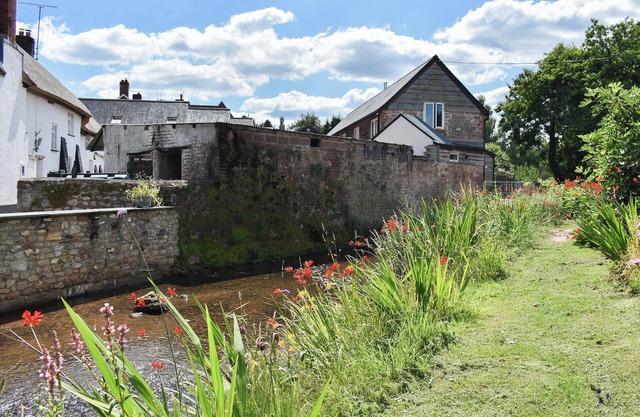 Accommodation Kentisbeare Cullompton 