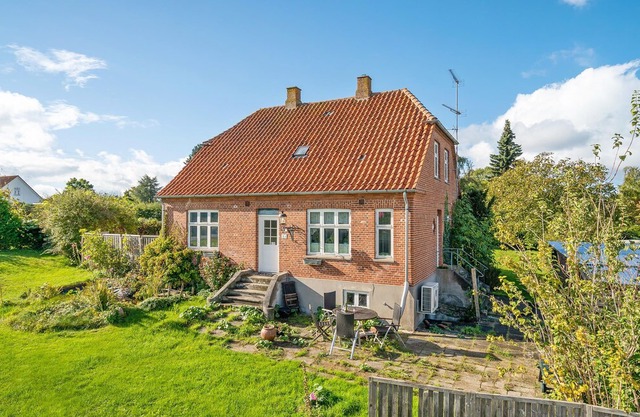 2 bedroom accommodation in Jægerspris