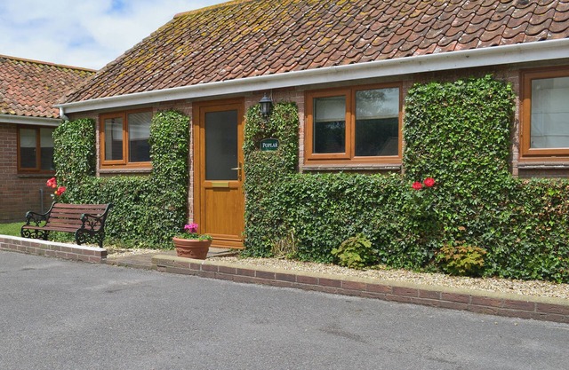 Accommodation East Huntspill Highbridge 