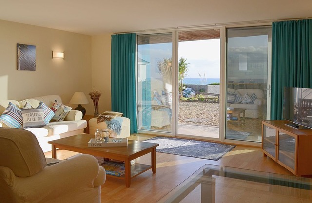 2 bedroom accommodation in Downderry