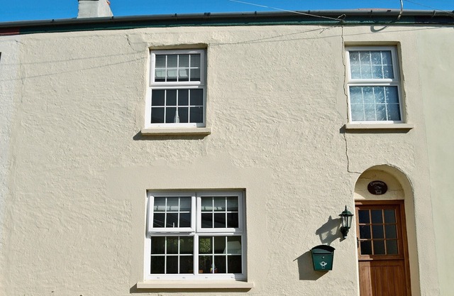 2 bedroom accommodation in Instow, near Bideford