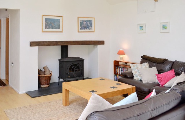 2 bedroom accommodation in Valast Hill, near Stackpole