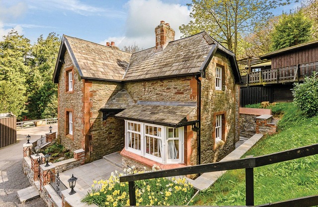 2 bedroom accommodation in Millom