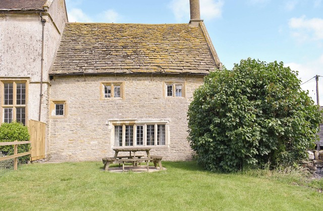 Accommodation Glanvilles Wootton Sherborne 