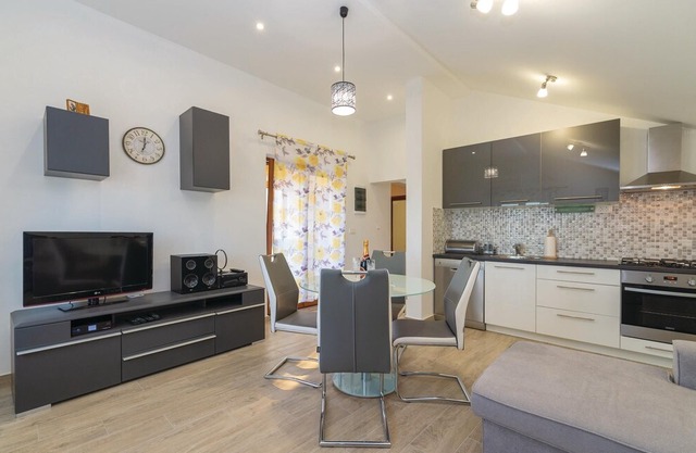 2 bedroom accommodation in Podgradina