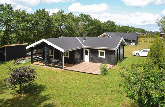 2 bedroom cozy home in Hovborg