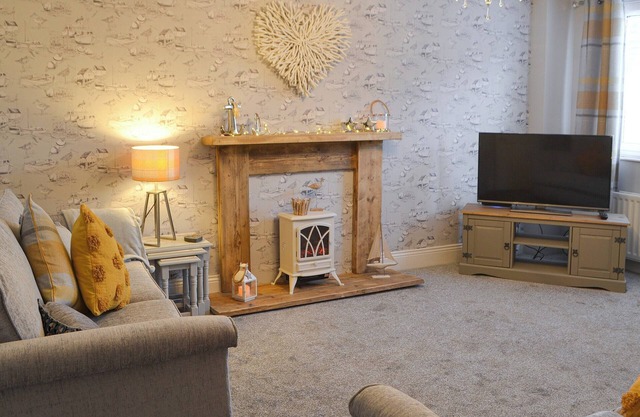 2 bedroom accommodation in Newbiggin-by-the-Sea