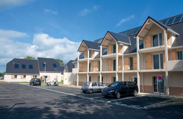 2 bedroom Villa, sleeps 6 in Auberville with Pool and WiFi