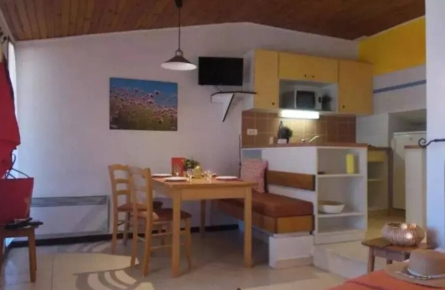 Vvf Villages The Of Luberon People 