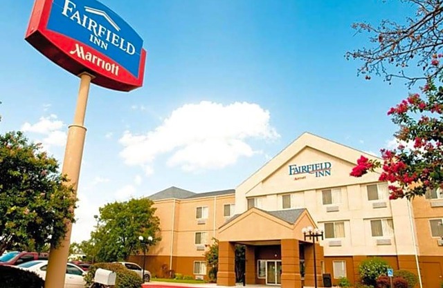 2-Star Hotel ∙ Fairfield Inn by Marriott Ponca City