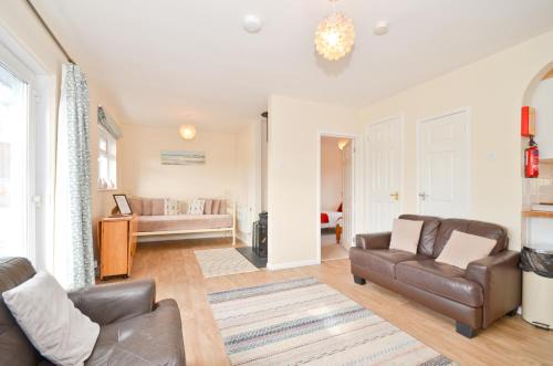 23 Tollgate Cottages