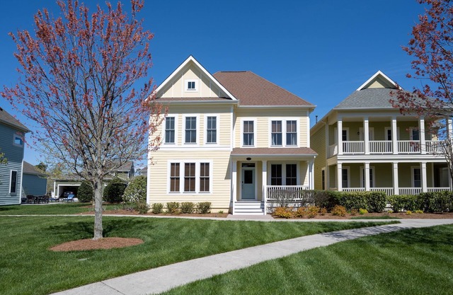 27531 S Nicklaus Ave - Four bedroom home in the amenity filled Peninsula!