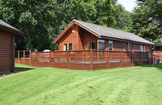 3 bedroom accommodation in Flamborough, near Bridlington