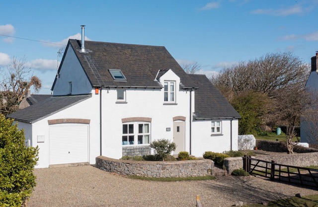 Accommodation Valast Hill Stackpole 