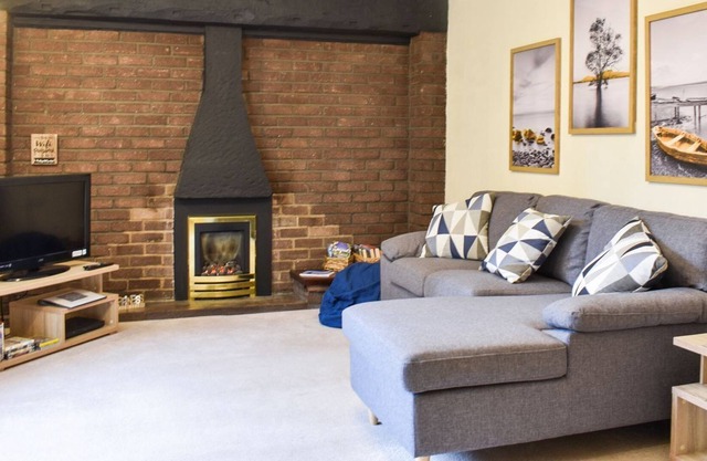 3 bedroom accommodation in Allonby, near Maryport