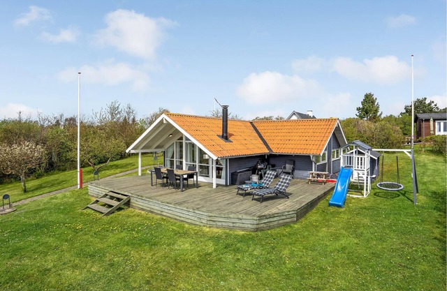 3 bedroom accommodation in Ebeltoft