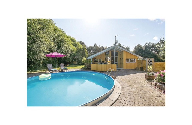 3 bedroom accommodation in Præstø