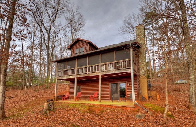 3 bedroom accommodation in Morganton