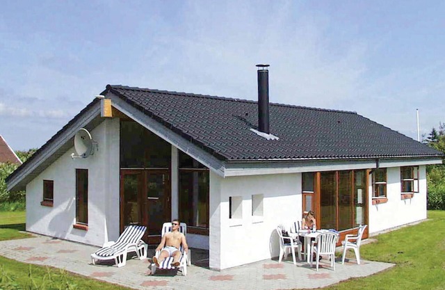 3 bedroom beach front home in Vinderup