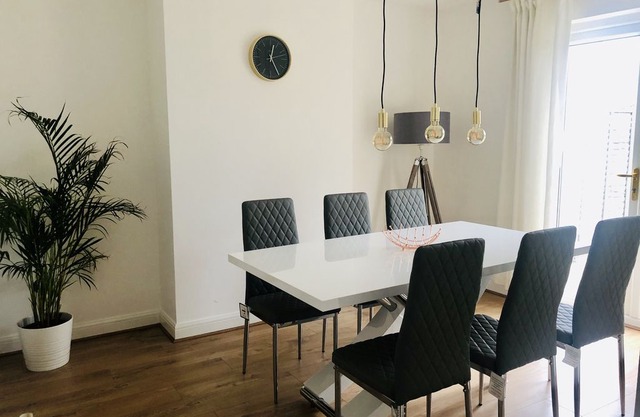 ❤️3 Bedroom house in Cambridge - Great for leisure and business ❤️ Sleeps 6!