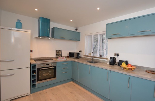 3 bedroom House in Ferryside - 51631