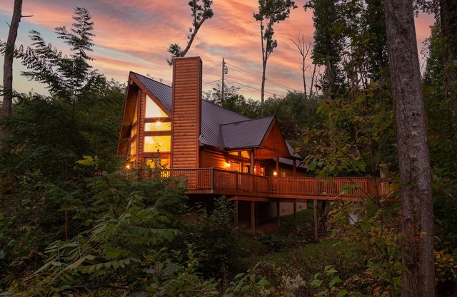 Creekside Manor 