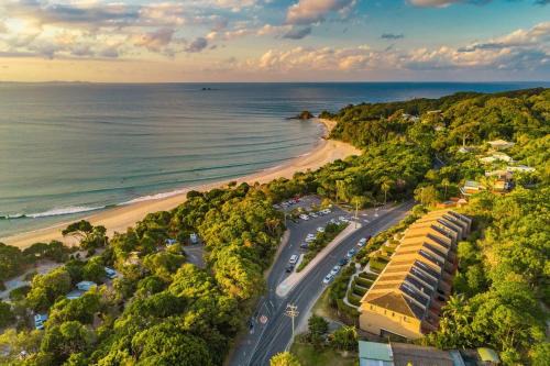 3 James Cook Apartments - beachside haven w. pool