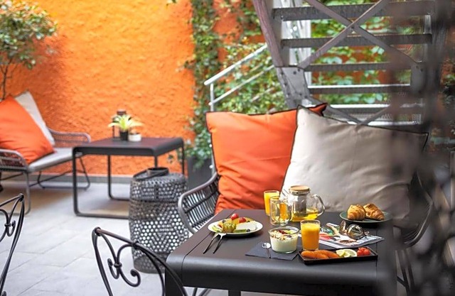 3-Star Hotel ∙ Hôtel Edmond W Lyon Part-Dieu