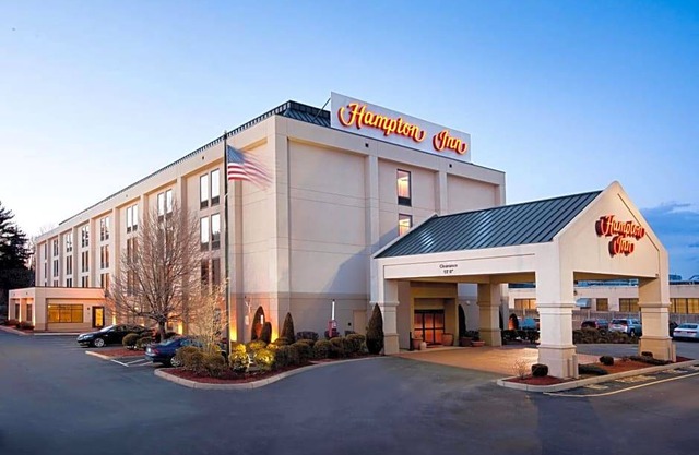 3-Star Hotel ∙ Hampton Inn Boston/Braintree