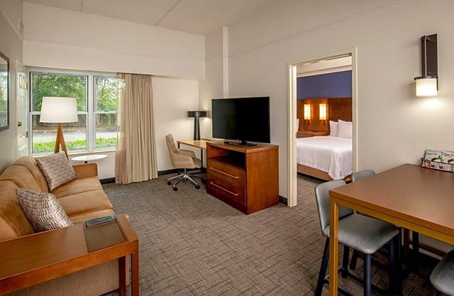 3-Star Hotel ∙ Residence Inn by Marriott Norfolk Airport