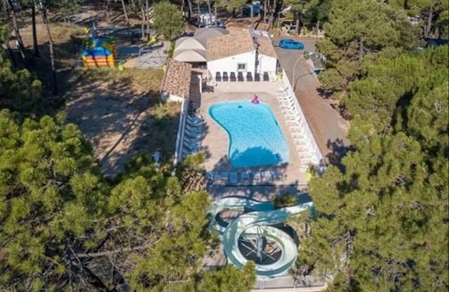 30 m² Mobile home ∙ 2 bedrooms ∙ 4 guests