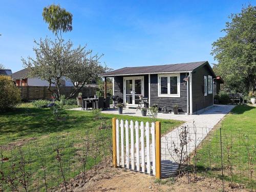 4 person holiday home in Faxe Ladeplads-By Traum
