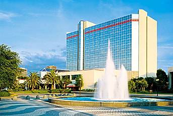 4-Star Hotel ∙ Sheraton Orlando Downtown Hotel