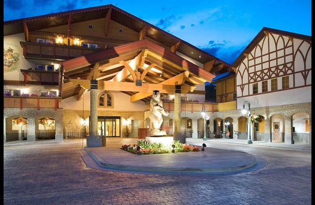 4-STAR ZERMATT RESORT & SPA BY WYNDHAM KING SUITE ONLY 15 MINS FROM PARK CITY!
