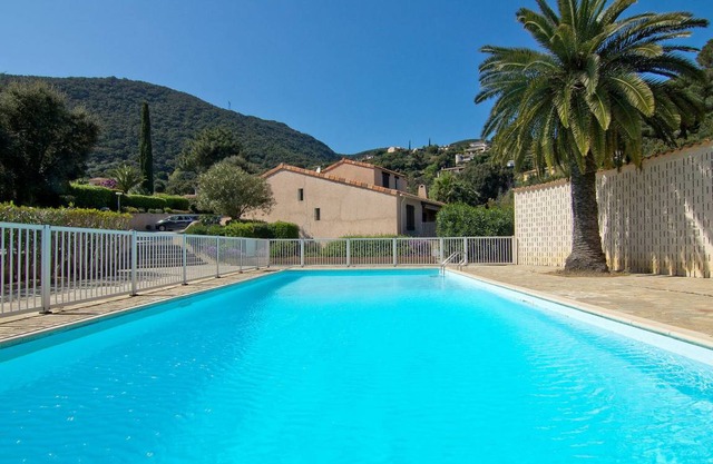 45 m² Resort ∙ 2 bedrooms ∙ 4 guests