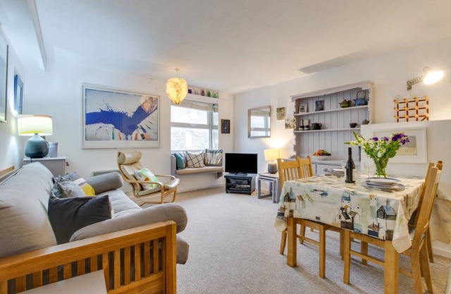 49 St Nicholas Court