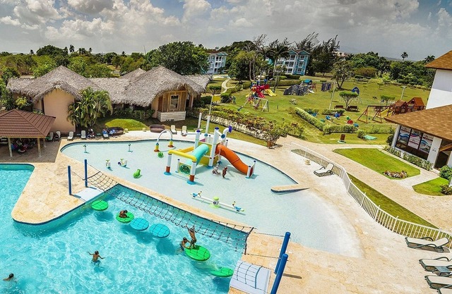 Villa Beach Golf Cart 