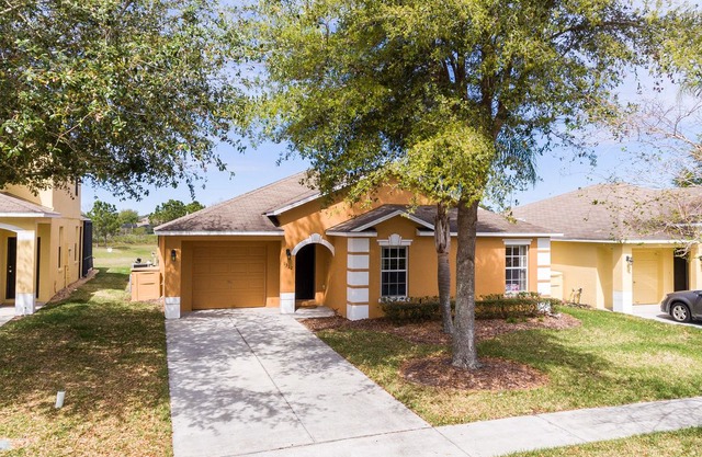 5 Bedroom 3 Bathroom Vacation Home close to Disney
