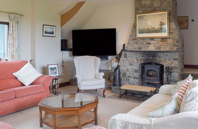 5 bedroom accommodation in Solva, near Haverfordwest