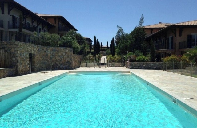 Le Clos Des Sarments 