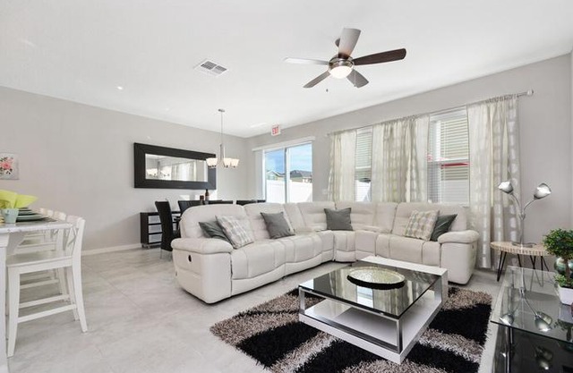 5162 A Compass Bay Resort 43677/44288