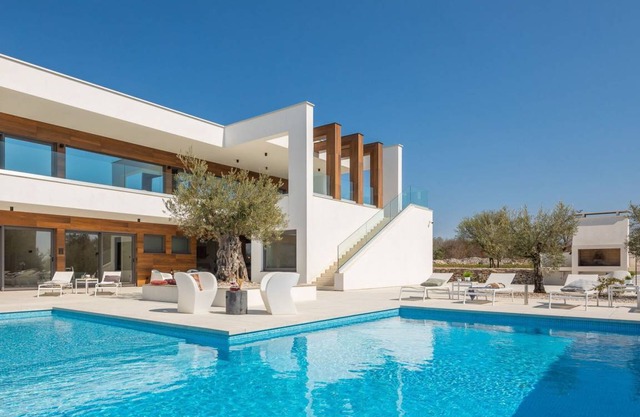 530 m² Villa ∙ 7 bedrooms ∙ 14 guests