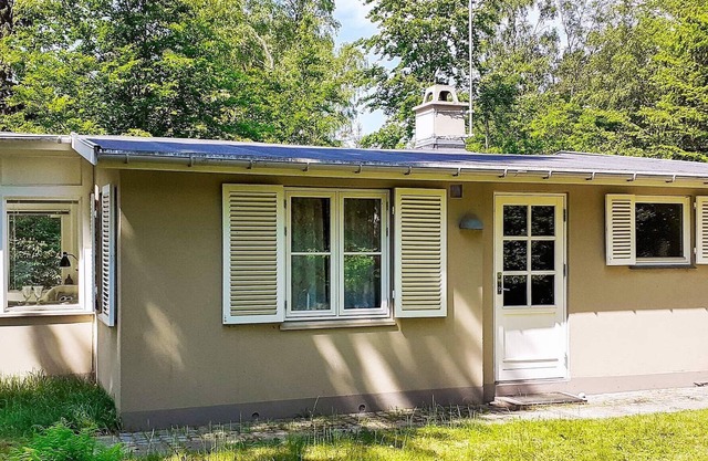 6 person holiday home in Frederiksværk