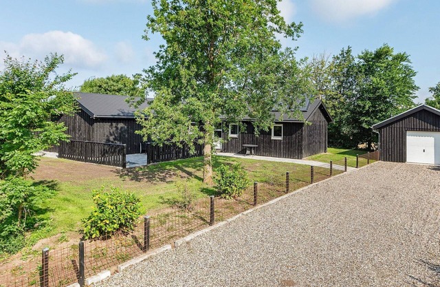 6 person holiday home in Løgstør