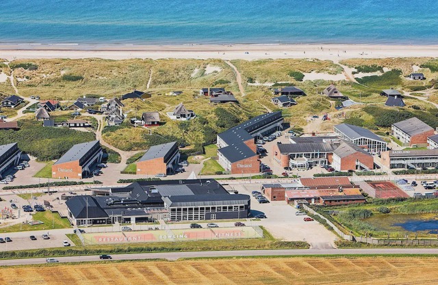 6 person holiday home on a holiday park in Ringkøbing