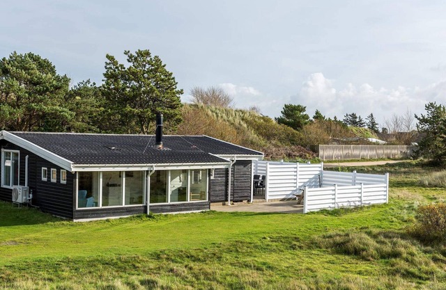 6 person holiday home on a holiday park in Fanø