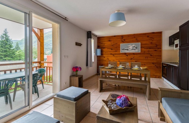 60 m² Apartment ∙ 3 bedrooms ∙ 8 guests