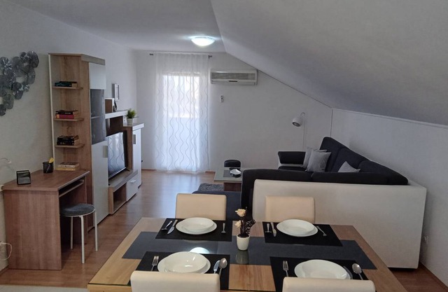 77 m² Apartment ∙ 2 bedrooms ∙ 4 guests