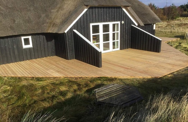 8 person holiday home on a holiday park in Fanø