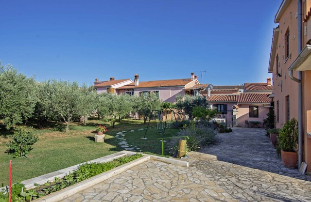 80 m² Apartment ∙ 2 bedrooms ∙ 5 guests